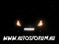 Peugeot 208 éjszakai fények