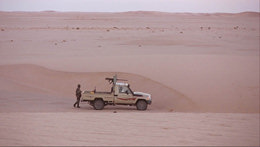 Megerősített katonai védelem várja az indulókat a Szaharában