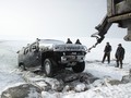 Két Hummer alatt beszakadt a Balaton jege Akarattyánál