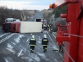 Felborult kamion a 8-as főúton Hajmáskérnél