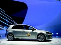 Az új Volkswagen Golf nyerte az Év Autója díjat
