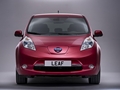 új Nissan Leaf. Gyorsabban tölt és messzebbre megy