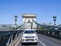 A Toyota karavánja a Selyemúton Hiluxokkal