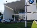 Megnyílt az új Wallis BMW és Mini márkakereskedés a Hungária körúton