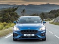 A vadonatúj Ford Focus új technológiája megakadályozza, hogy valaki szemből hajtson fel az autópályára