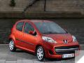 Peugeot 107 kisautóból lakóautó