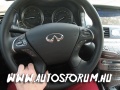 Infiniti kormánykerék