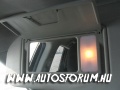 Tükör és világítás a napellenzőben
