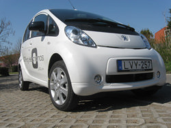 Peugeot iOn