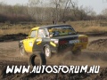 Lada lassító