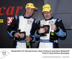 mazda-mx5-racing