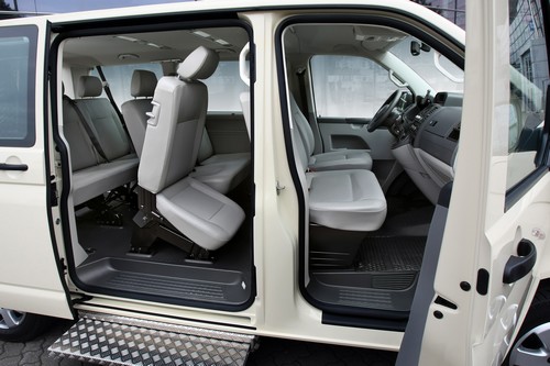 Volkswagen Caravelle utastér Volkswagen-Caravelle-utaster