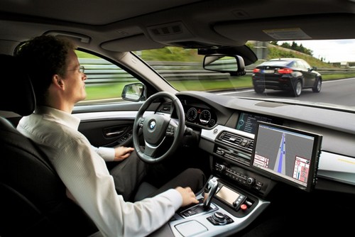 automatan-vezeto-bmw