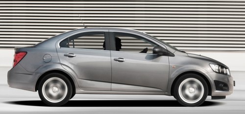 chevrolet-aveo-szedan