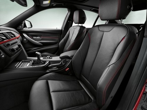 BMW-3-as-sorozat-fekete-ulesek