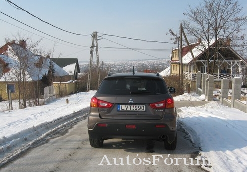 mitsubishi-asx-hatulrol
