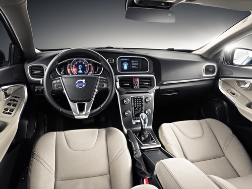volvo-v40-muszerfal