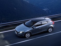volvo-v40