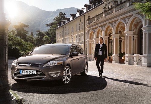 ford-mondeo-luxury