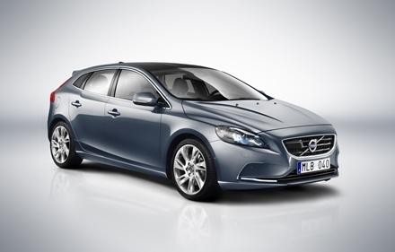 volvo-v40