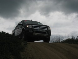 Új Ford Ranger
