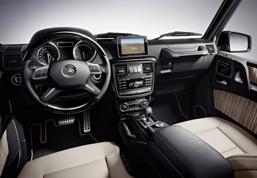 mercedes-g-muszerfal