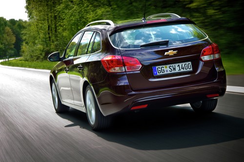 chevrolet-cruze-kombi-dizajn