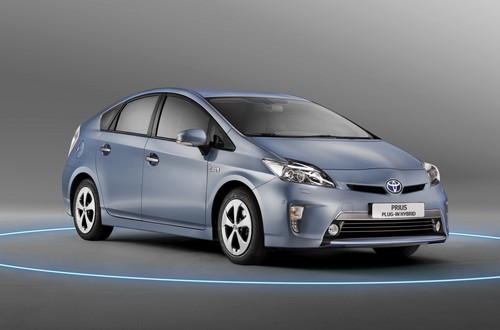 toyota-prius-phev