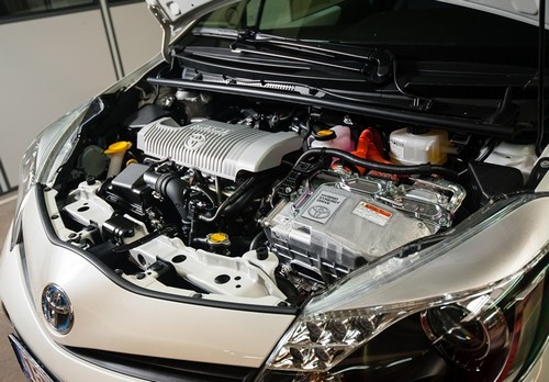 toyota-yaris-hybrid-motor