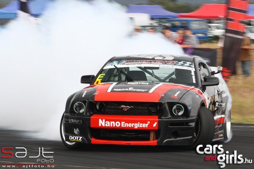 ford-mustang-drift