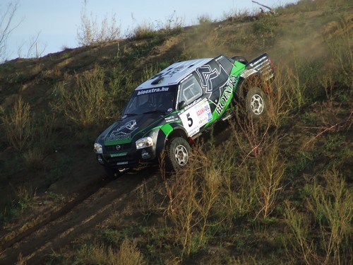 lonyai-garamvolgyi-nissan