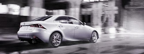 lexus-is-uj