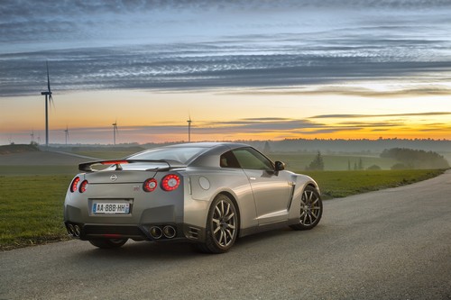 nissan-gt-r-2013