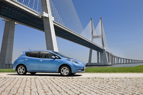 nissan-leaf-ara