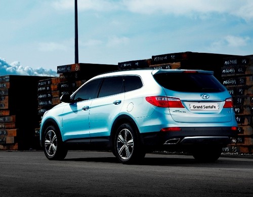 hyundai-grand-santa-fe-2013