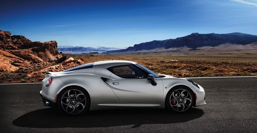 alfa-romeo-4-launch