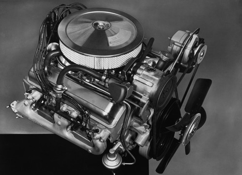 chevrolet-camaro-z28-v8-motor
