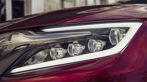 citroen-ds-wild-rubis