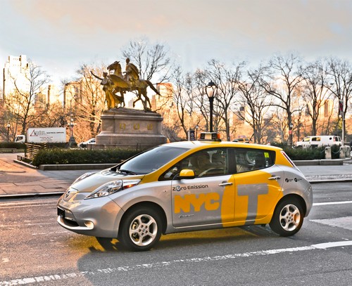 Nissan Leaf taxi New York-ban nissan-leaf-taxi