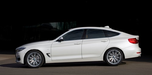 uj-bmw-3-gt
