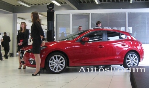 uj-mazda-3-sport