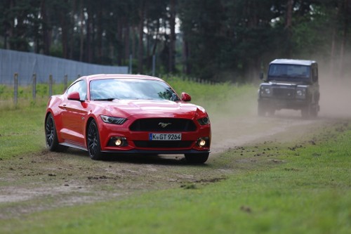 ford-mustang-kaszkador-