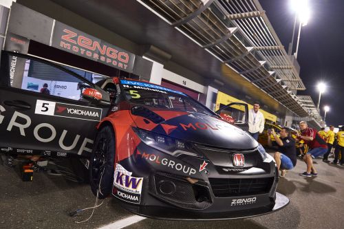 2015-wtcc-qatar-boxban