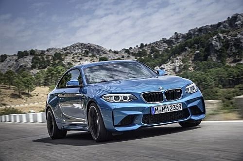 az-uj-bmw-m2-coupe-eleje