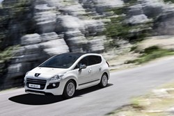 Peugeot 3008 hibrid terepjáró Peugeot 3008 hibrid terepjaro