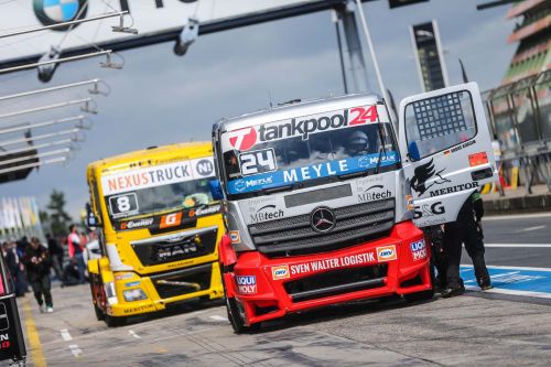 tankpool24-mercedes-truckracing-kiss-2