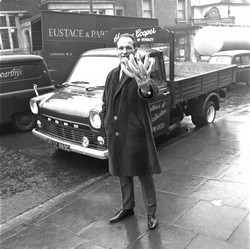 45 éves Ford Transit és Henry Cooper 45 eves Ford Transit es Henry Cooper