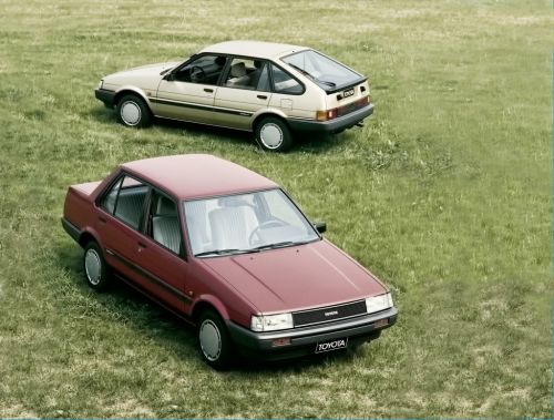 toyota-corolla-5-generacio-1983