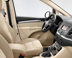 Új Volkswagen Sharan belső tér uj Volkswagen Sharan belso ter