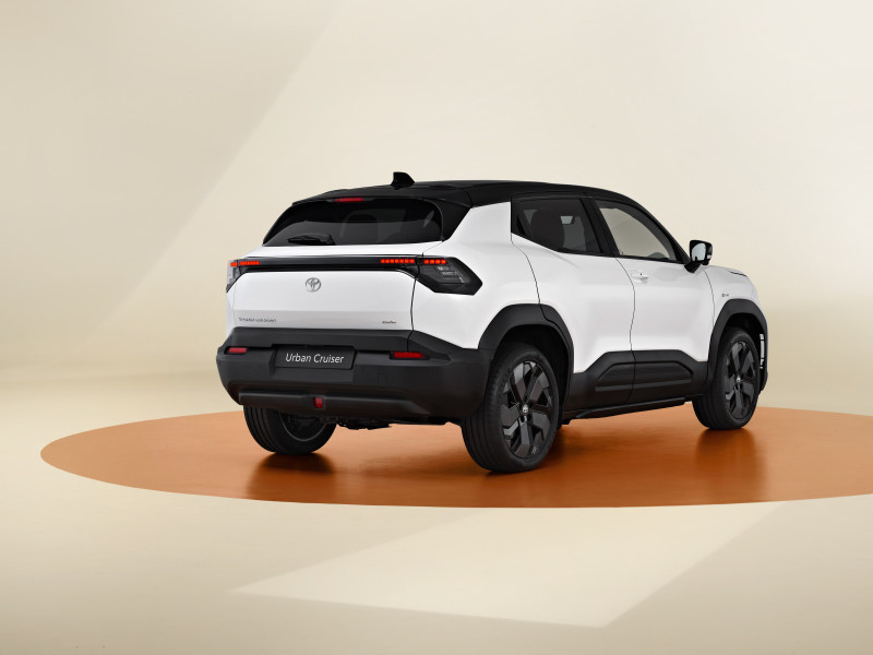 Toyota Urban Cruiser 6
